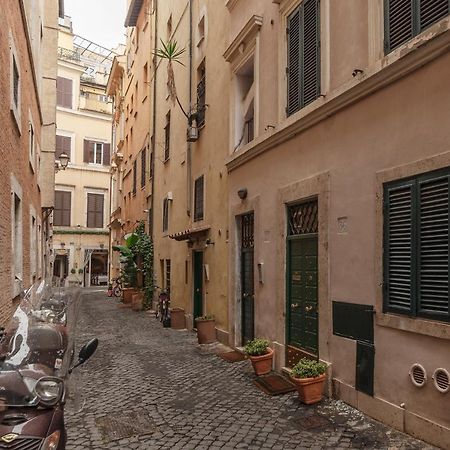 Piazza Navona Cozy And Central Studio Рим Екстер'єр фото