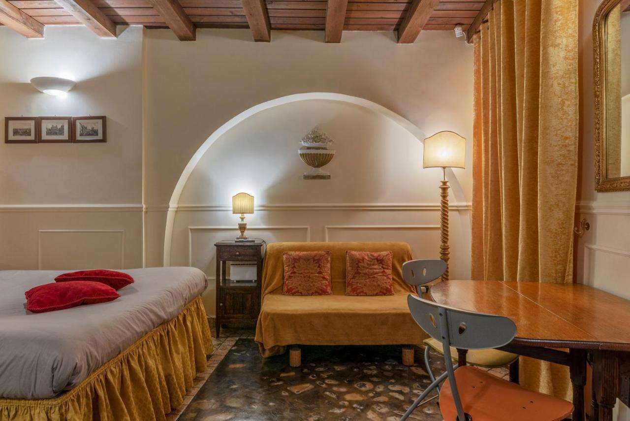 Piazza Navona Cozy And Central Studio Рим Екстер'єр фото
